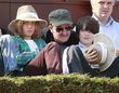 Bono und seine Söhne Elijah Bob Patricius Guggi Q und John Abraham