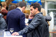 Elyas M'Barek genießt ebenfalls das muntere Treiben