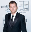Lance Bass kann sich vorstellen, dass einer der One Direction-Jungs schwul ist