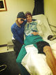 Paris Hiltons Freund musste ins Krankenhaus
