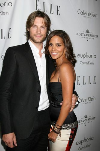 Ihr Ex, Gabriel Aubry, soll nicht alleine mit seiner Tochter sein