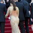 Auf dem Red Carpet zeigte sie viel Rücken