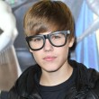 Justin Bieber mit Nerd-Brille Justin Bieber mit Nerd-Brille