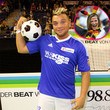 Menowin liebt Fußball