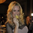 Monica Ivancan ließ sich für die aktuelle Bravo Foto-Lovestory ablichten