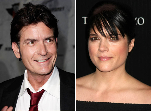 Charlie Sheen, Selma Blair - Charlie Sheen umgarnt Selma Blair Charlie Sheen, Selma Blair - Charlie Sheen umgarnt Selma Blair