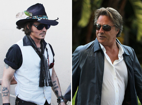 Johnny Depp erzählte, dass Hunter Thompson und er selbst einst mit Gewehren Don Johnson auflauerten Johnny Depp erzählte, dass Hunter Thompson und er selbst einst mit Gewehren Don Johnson auflauerten