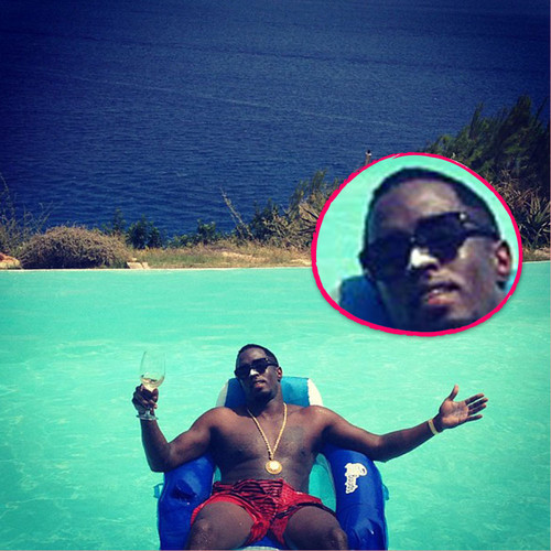 P. Diddy relaxt im Pool mit weißem Näschen P. Diddy relaxt im Pool mit weißem Näschen
