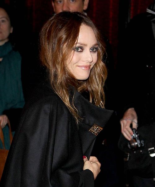 Vanessa Paradis kam solo zu ihrer eigenen Filmpremiere in Paris Vanessa Paradis kam solo zu ihrer eigenen Filmpremiere in Paris