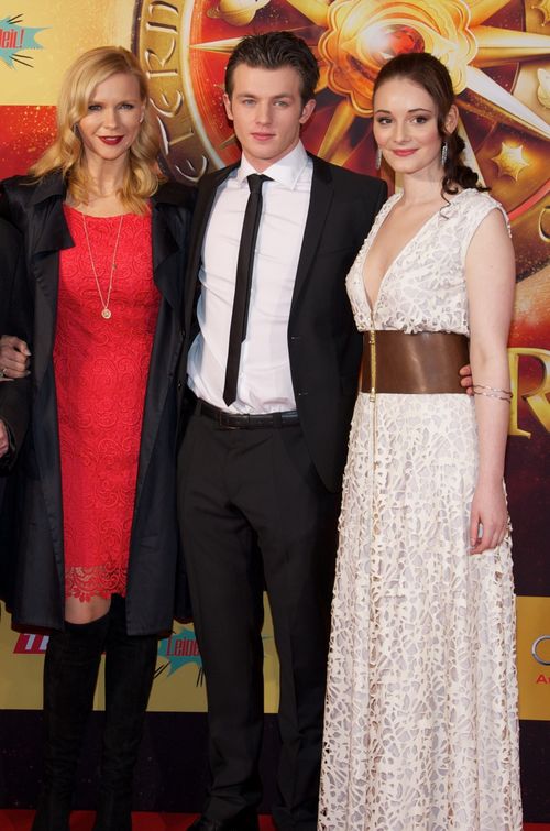 Veronica Ferres ist überzeugt, dass die Karrieren von Maria Ehrich und Jannis Niewöhner nun richtig in Fahrt kommen Veronica Ferres ist überzeugt, dass die Karrieren von Maria Ehrich und Jannis Niewöhner nun richtig in Fahrt kommen