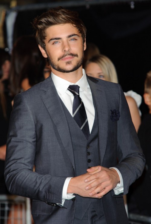 Zac Efron, High School Musical - Zac Efron rettete Waschbären-Babys