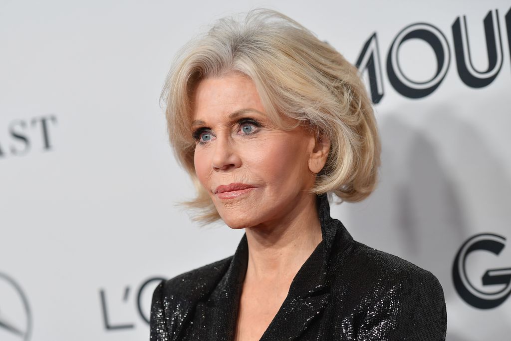 Jane Fonda 82 Erklart Stolz Es Ist Schluss Mit Beauty Ops Promiflash De