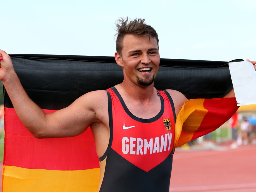 Trotz Entzündung im Stumpf Heinrich Popow bei WM dabei?! Promiflash.de