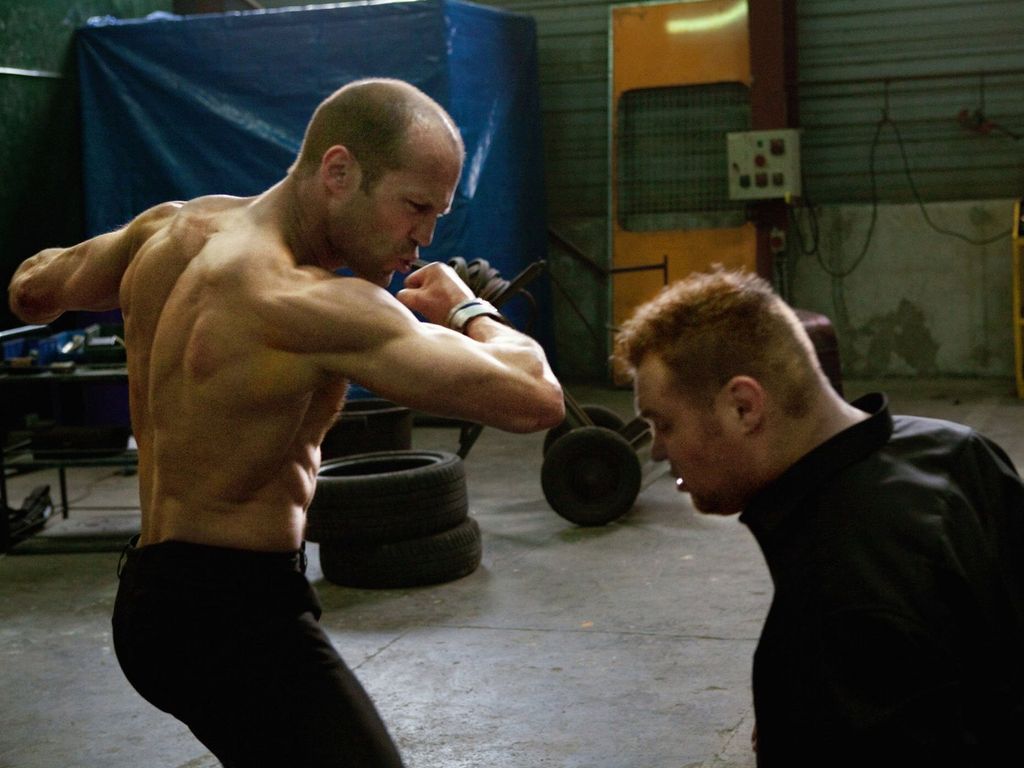 Welchen Kampfsport Macht Jason Statham Action-Hottie J. Statham gehört zur Killer-Elite | Promiflash.de