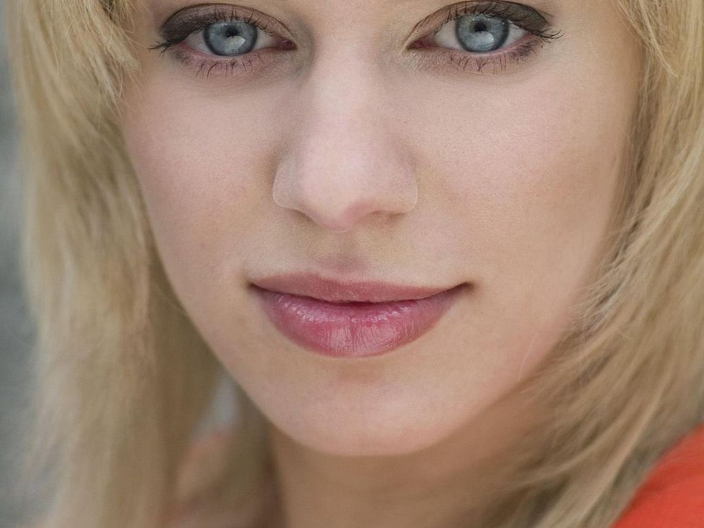 AWZ-Star Juliette Menke posiert nackt im Playboy AWZ-Star Juliette Menke posiert nackt im Playboy