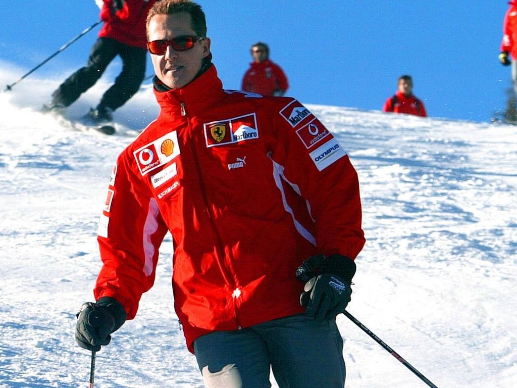 Ski-Unfall: Michael Schumacher schwer verletzt! | Promiflash.de