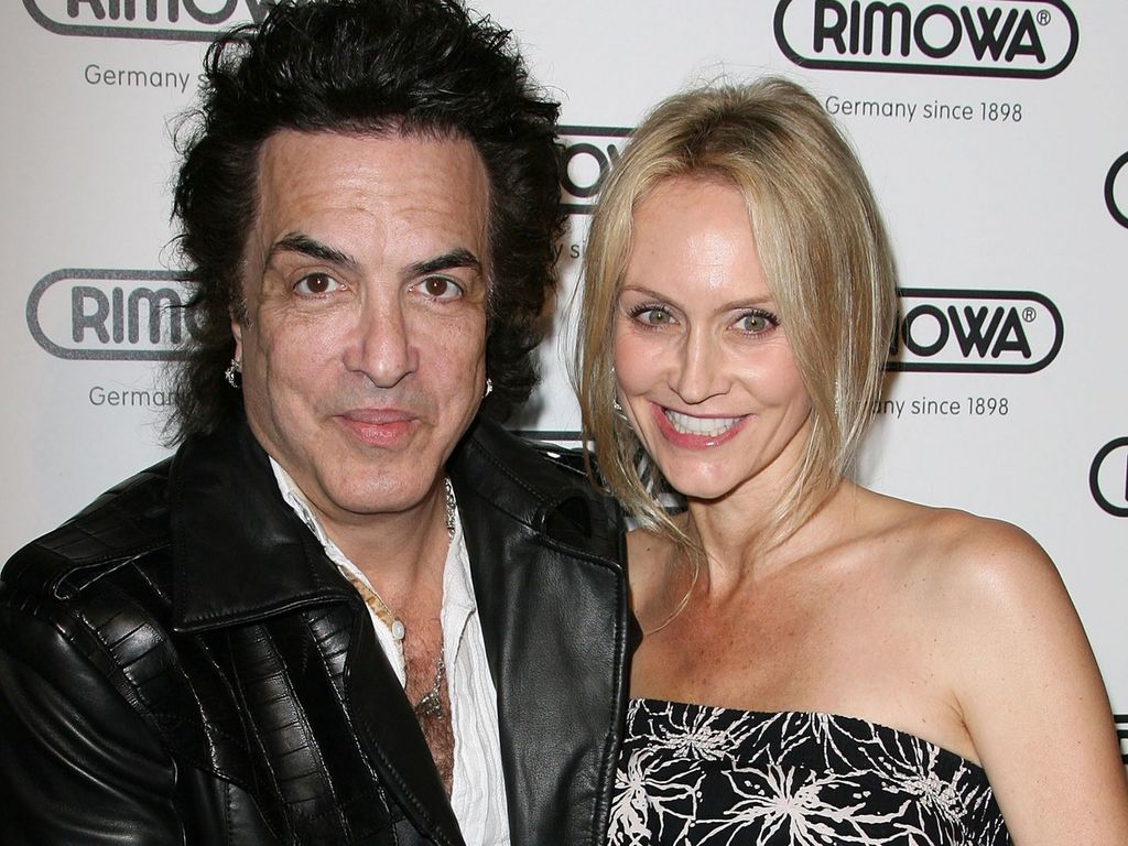 KISSFrontmann Paul Stanley wieder Vater mit 59! Promiflash.de