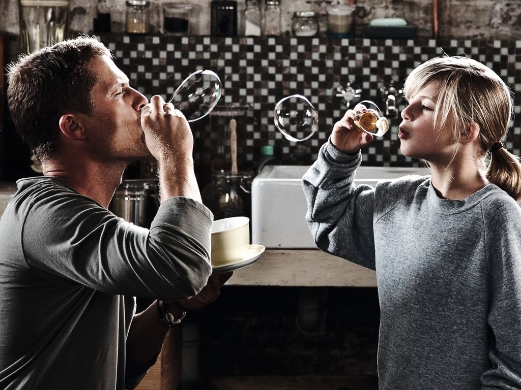 Emma Schweiger desktop Wallpapers