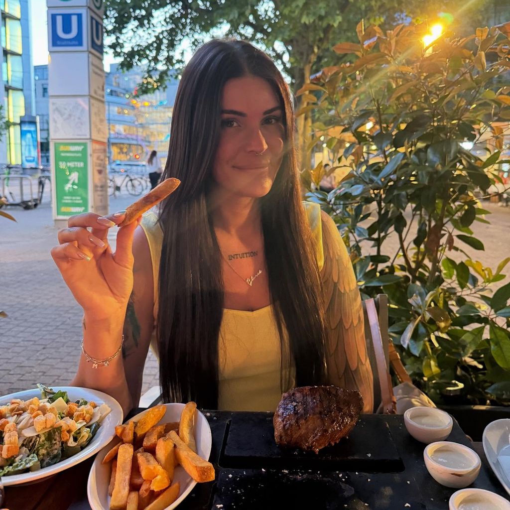 Realitystar Gloria Glumac, Juni 2025