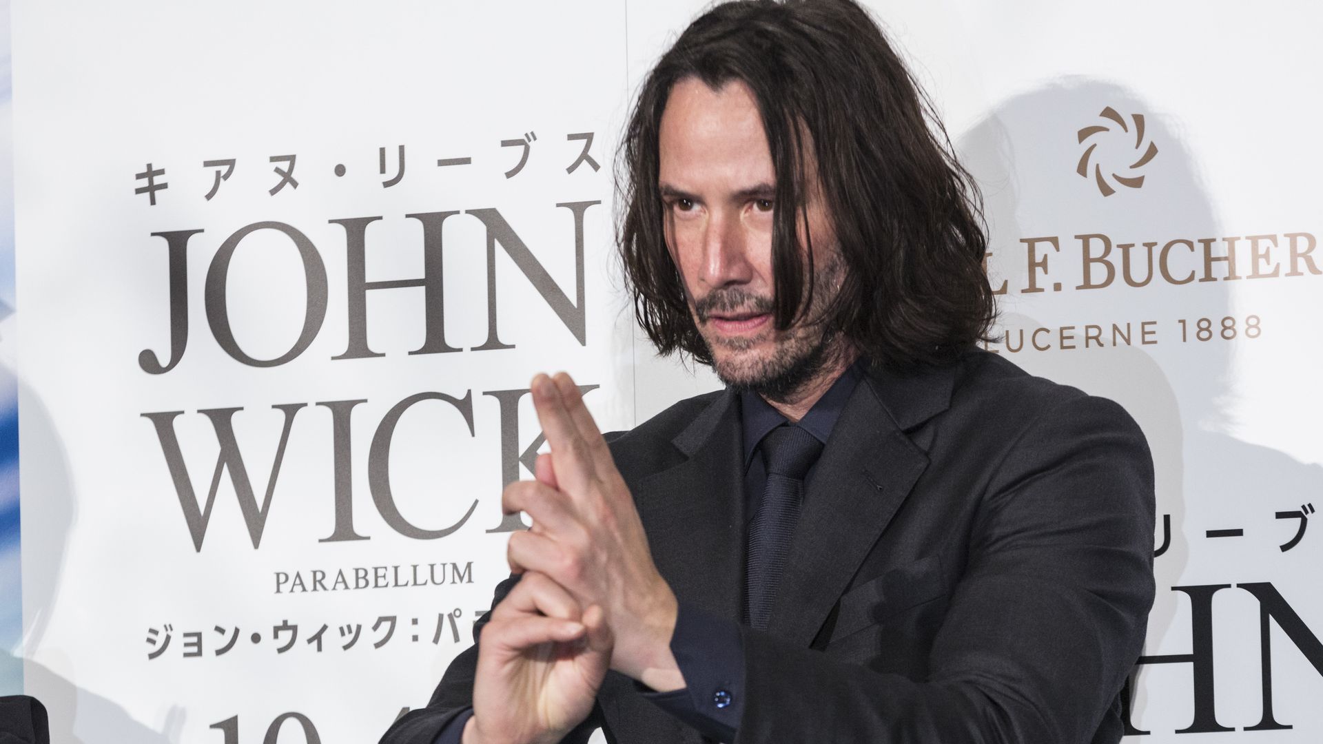 Wird Keanu Reeves Als John Wick Im Spin Off Film Auftauchen Promiflash De