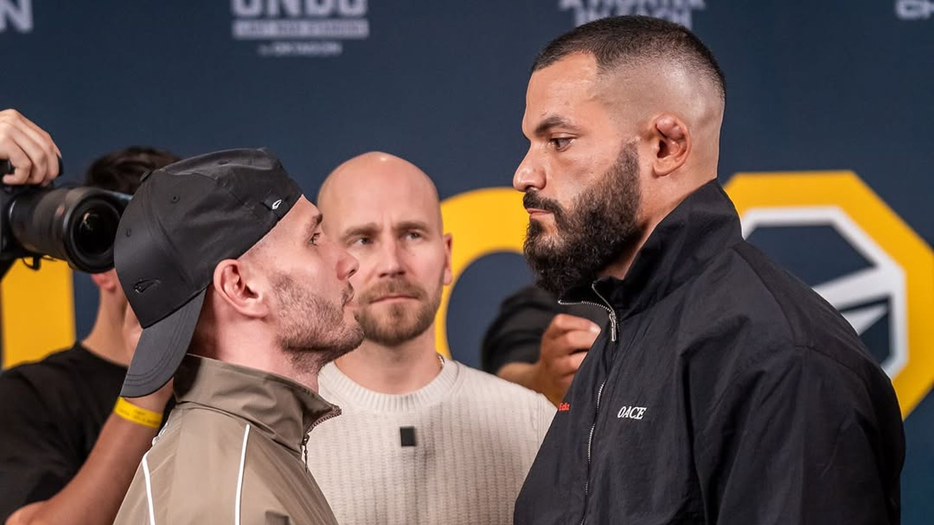 Analyse-zum-gro-en-Kampf-Flying-Uwe-erntet-Lob-der-Fans