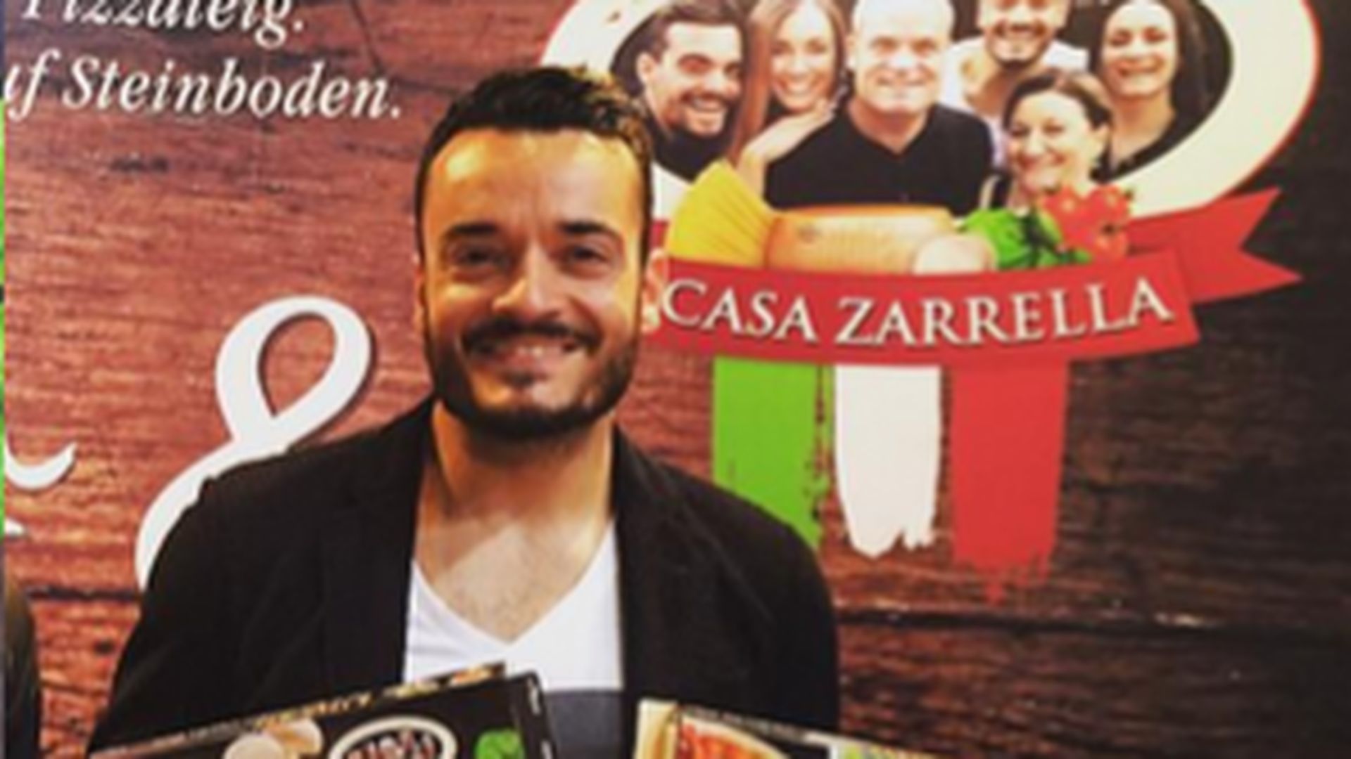 "Casa Zarella" Giovanni Zarrella gibt's jetzt als Pizza! Promiflash.de