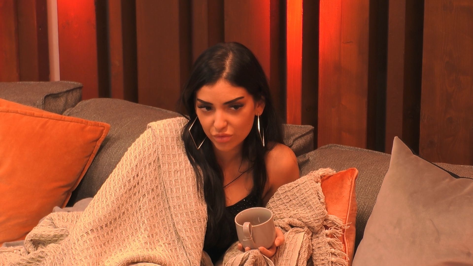 Familiendrama Deshalb zweifelte PromiBBJenni an sich