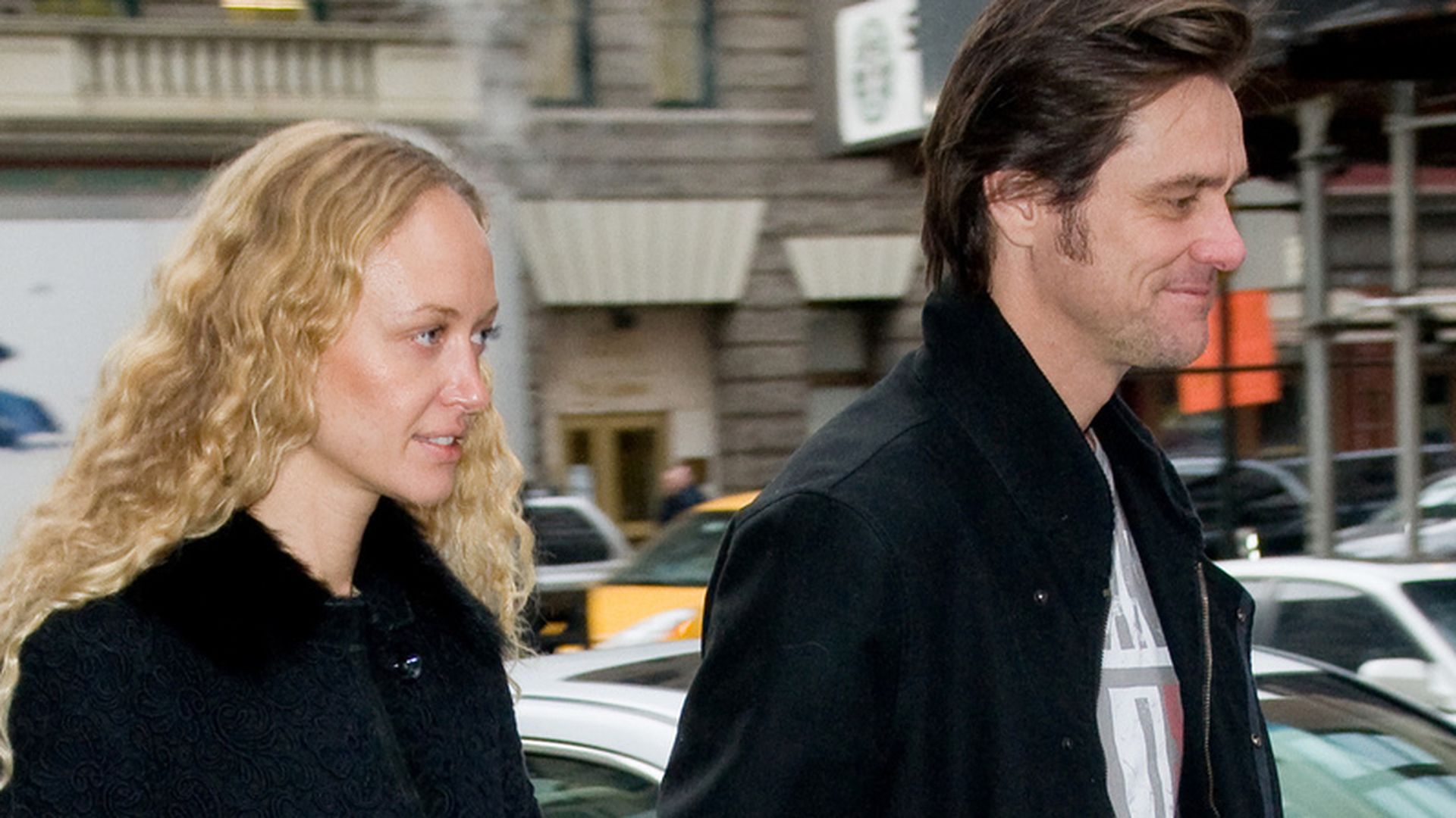 Jim Carrey: Heiratet er eine 20 Jahre Jüngere? | Promiflash.de