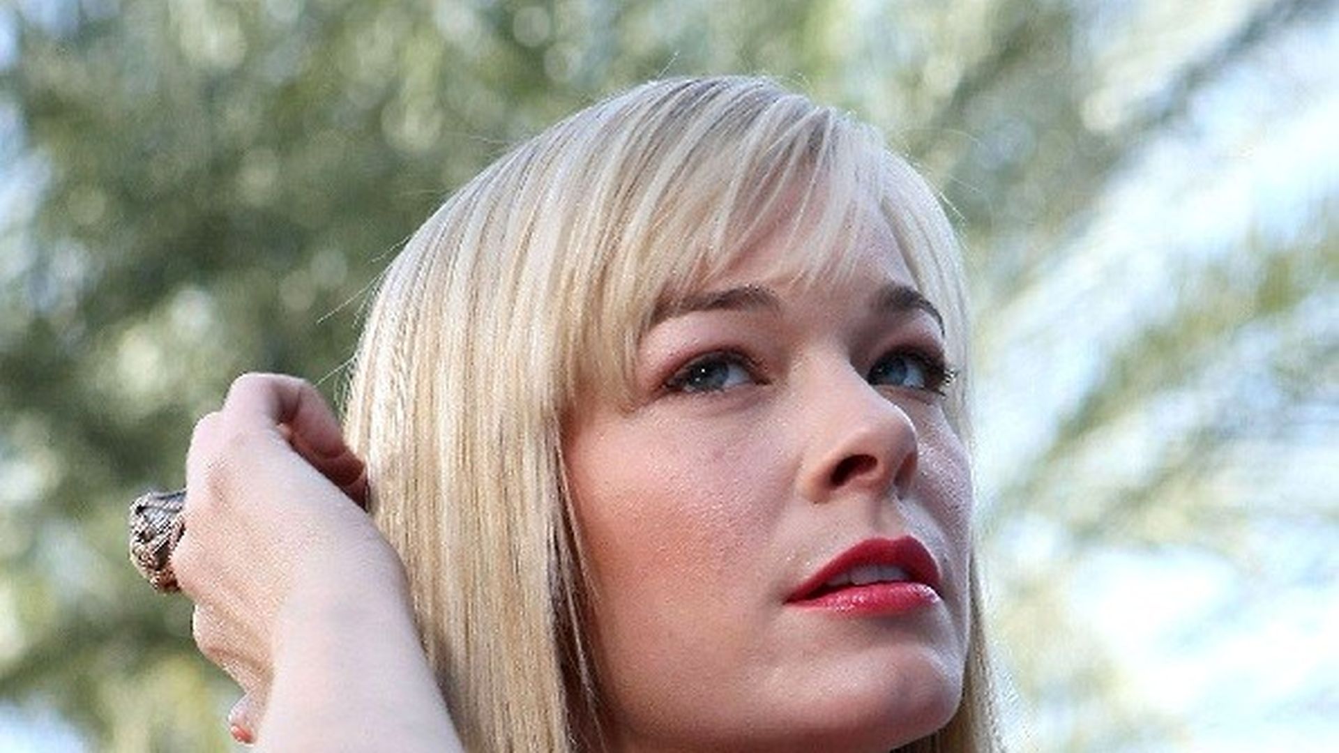 LeAnn Rimes Definitiv nicht verlobt! Promiflash.de