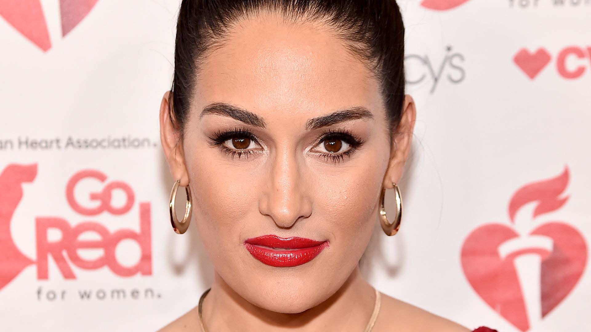 WWEStar Nikki Bella beendet endgültig WrestlingKarriere Promiflash.de