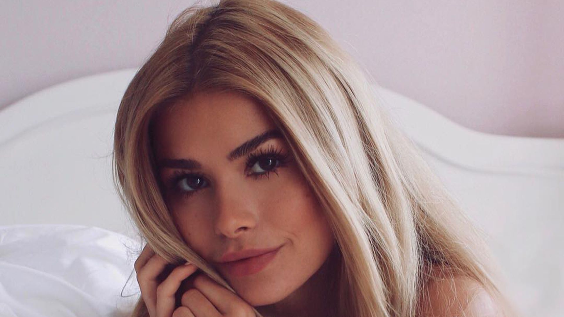 Download Frauen reif Desktop Wallpaper Frauen Reif