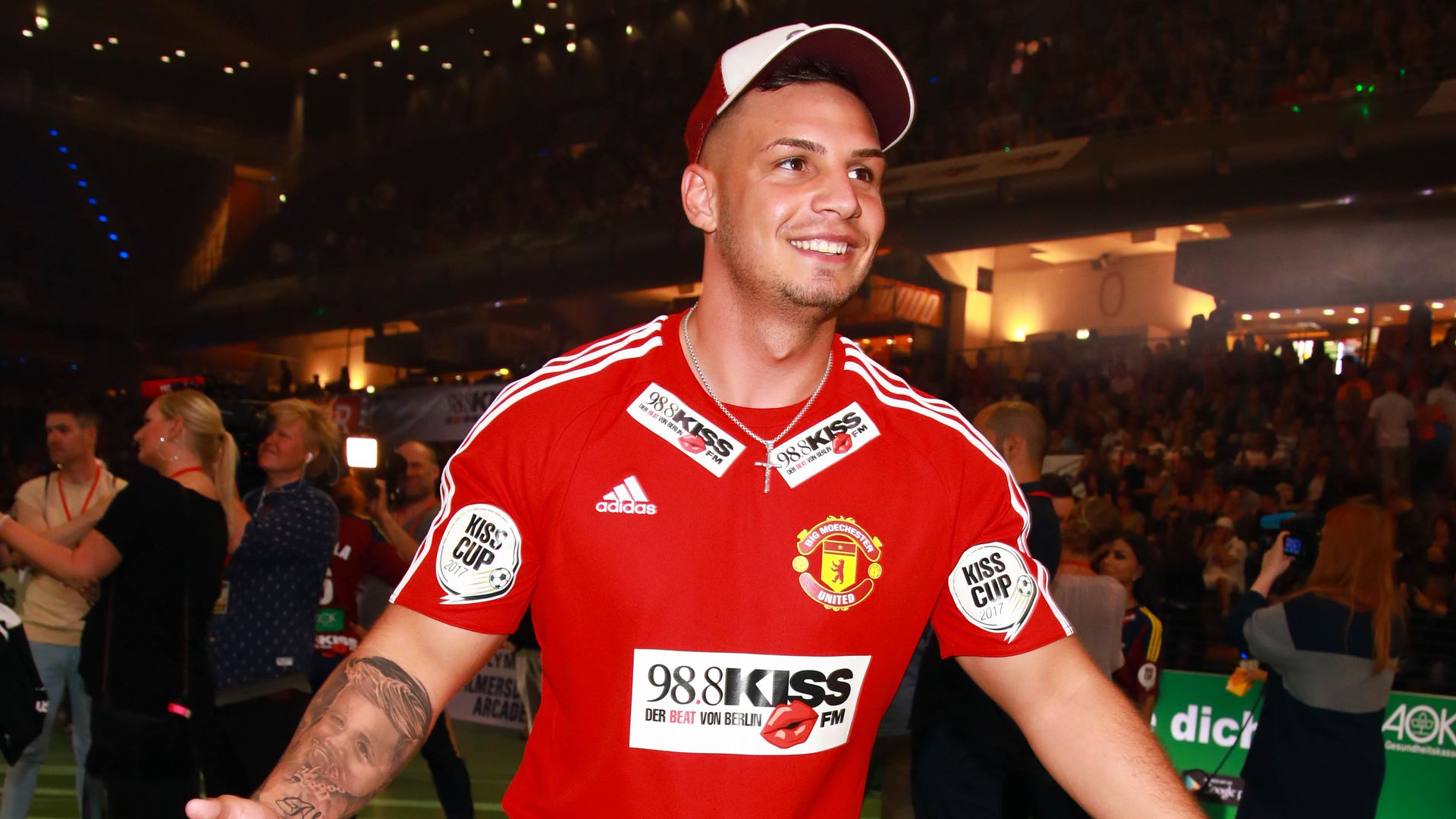 Haariger Auftritt Pietro lüftet endlich wieder seine Kappe