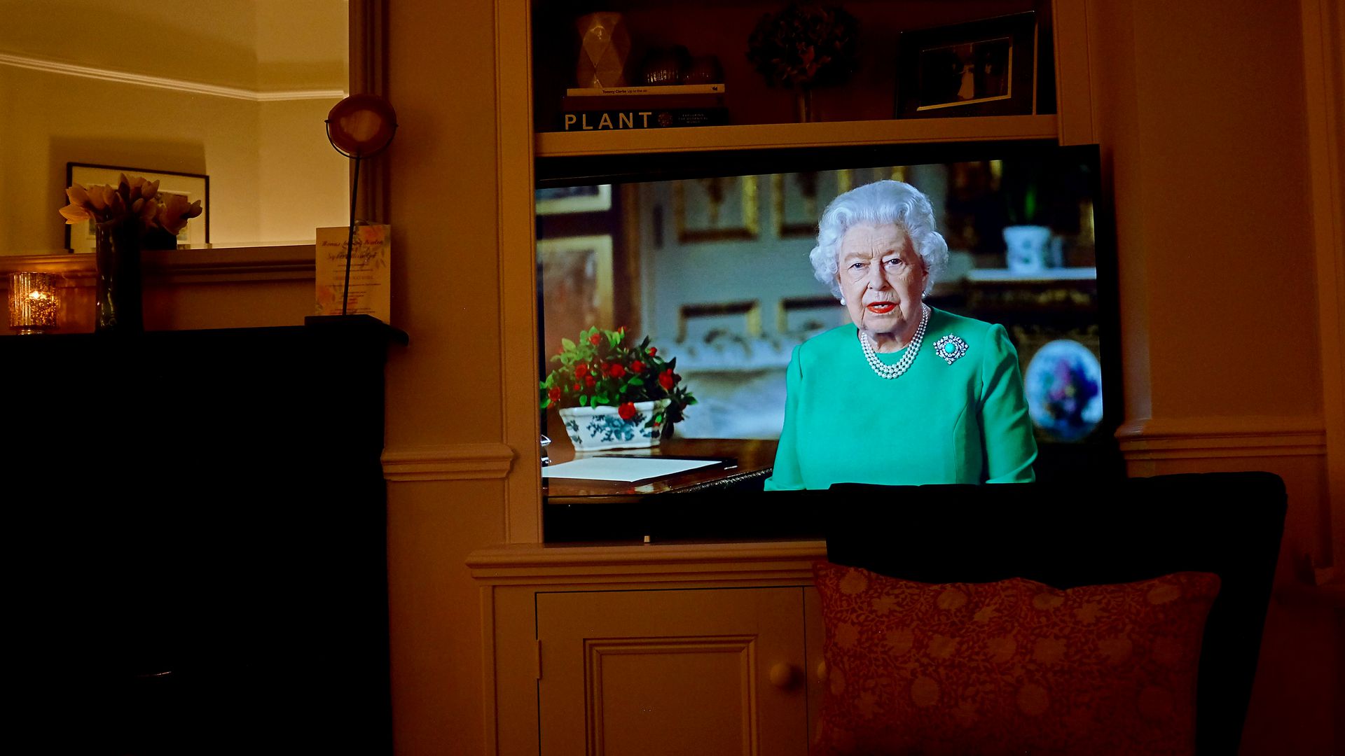 Die Queen trug bei ihrer Ansprache ganz besonderen Schmuck