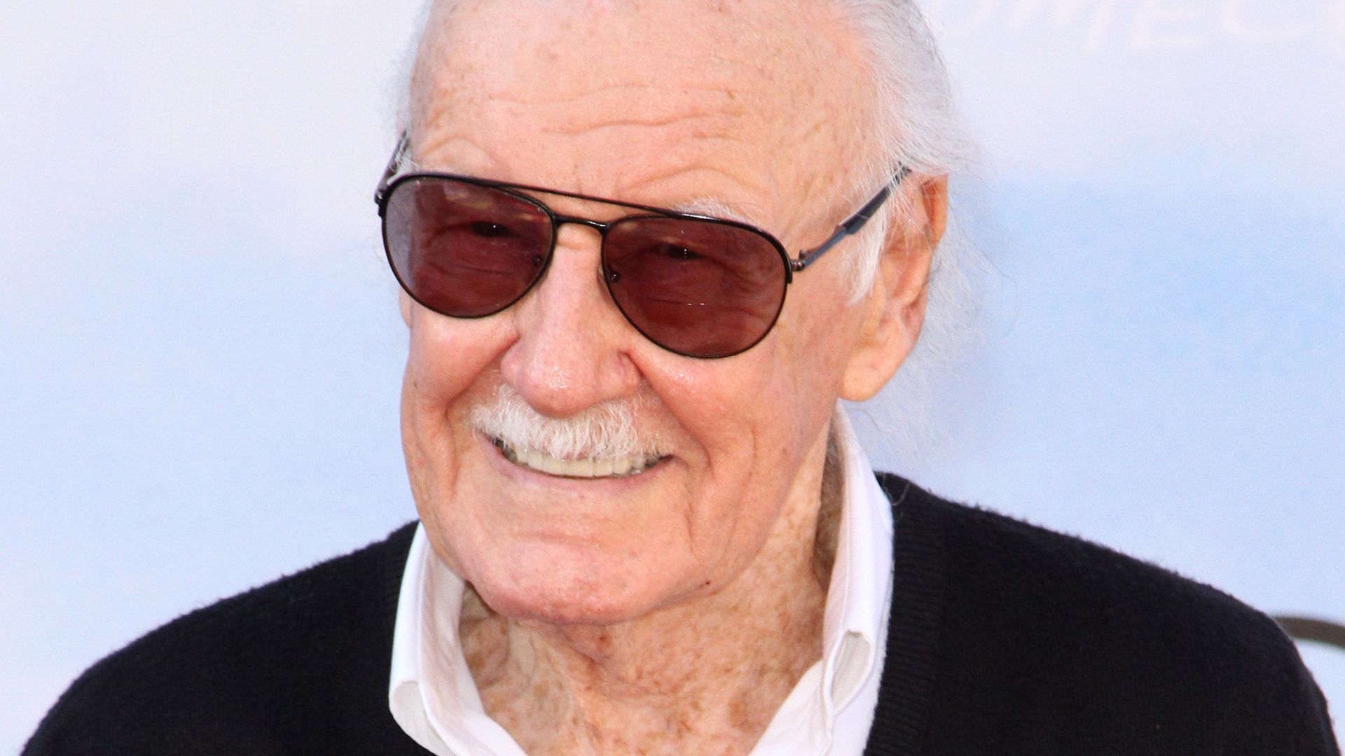 Große Ehre Straße nach MarvelIkone Stan Lee (†95) benannt Promiflash.de