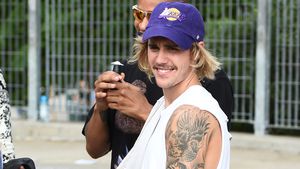 Neuer Look Justin Bieber Hat Seine Haare Pink Gefarbt Promiflash De