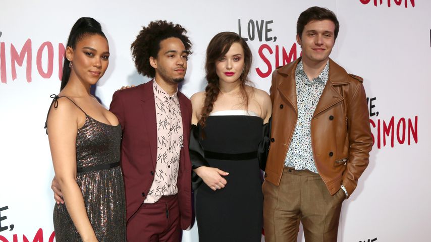 Alexandra Shipp, Jorge Lendeborg Jr, Katherine Langford und Nick Robinson