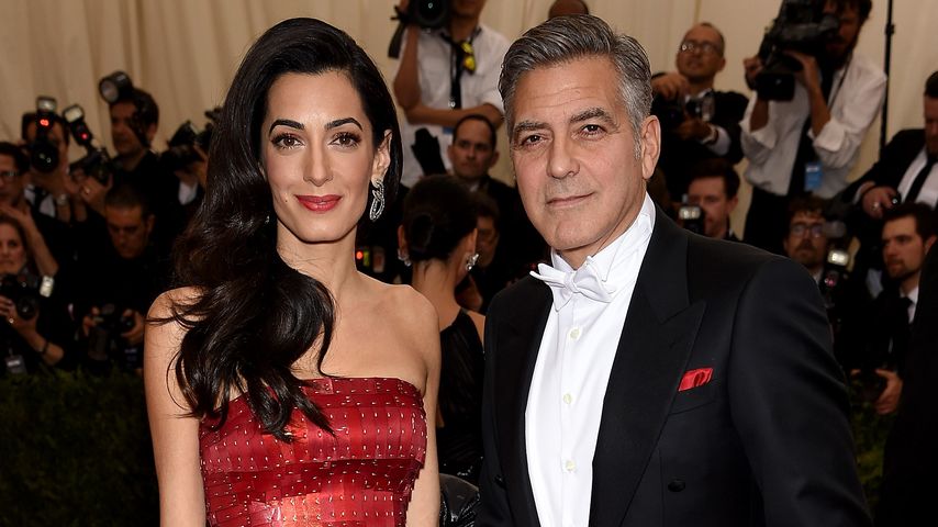Amal und George Clooney bei der MET Gala 2015