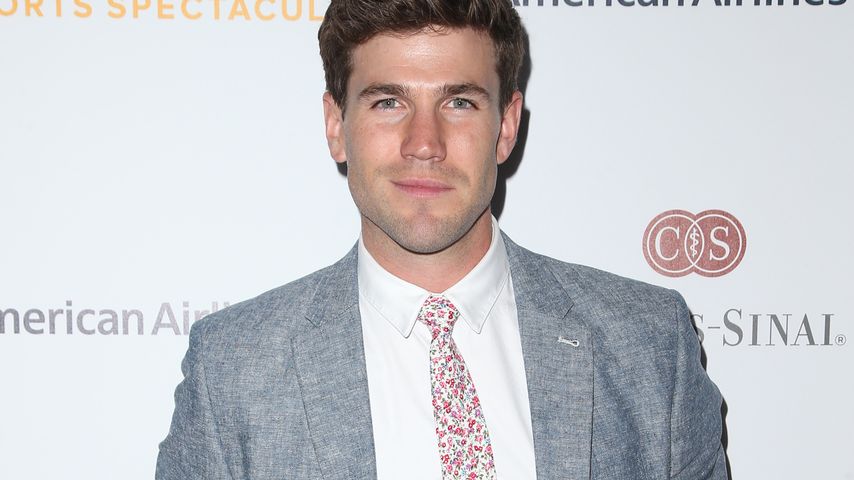 Austin Stowell