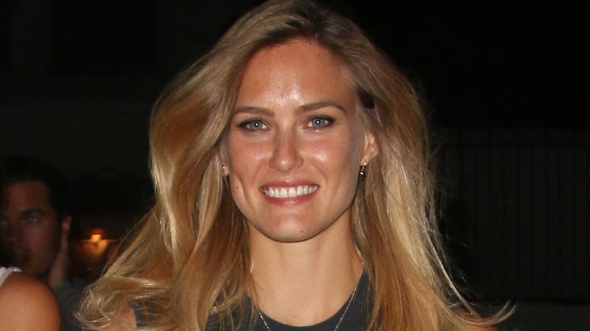 Bar Refaeli bei einem U2-Konzert