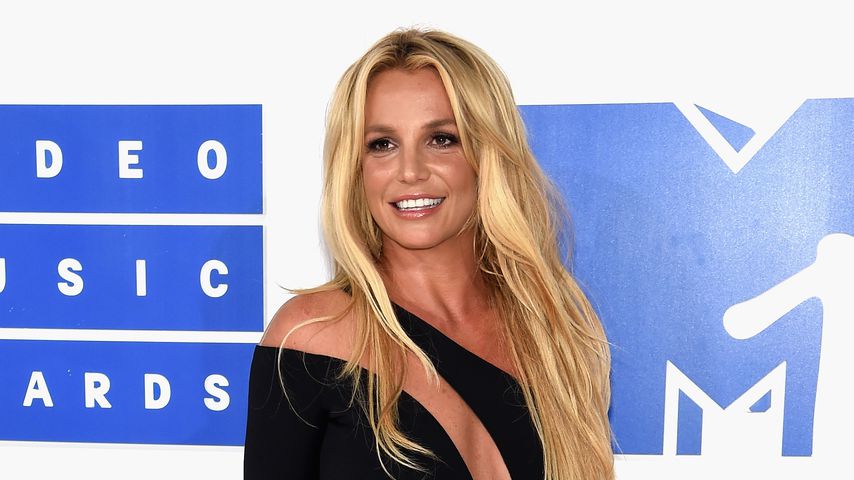 10 Jahre nach Glatzen-Gate: Britney Spears ist in Bestform!