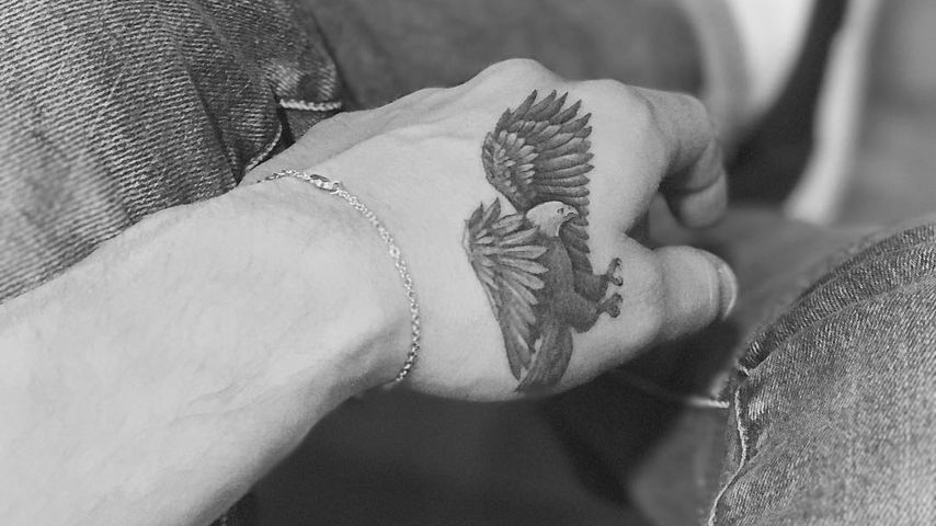 Brooklyn Beckhams Hand-Tattoo