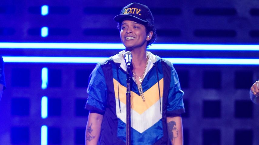 Bruno Mars bei der Verleihung der 2016 American Music Awards im Microsoft Theatre in Los Angeles