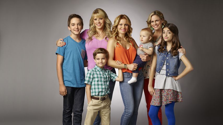 Candace Cameron Bure, Jodie Sweetin, Andrea Barber, Soni Bringas, Michael Campion, Elias Harger