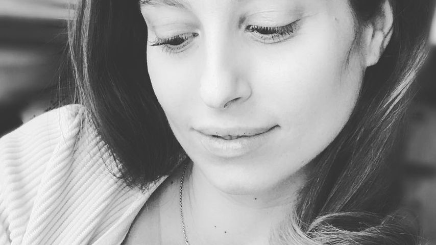 Neu-Mama Cathy Hummels: Entspannter Walk mit ihrem Söhnchen!