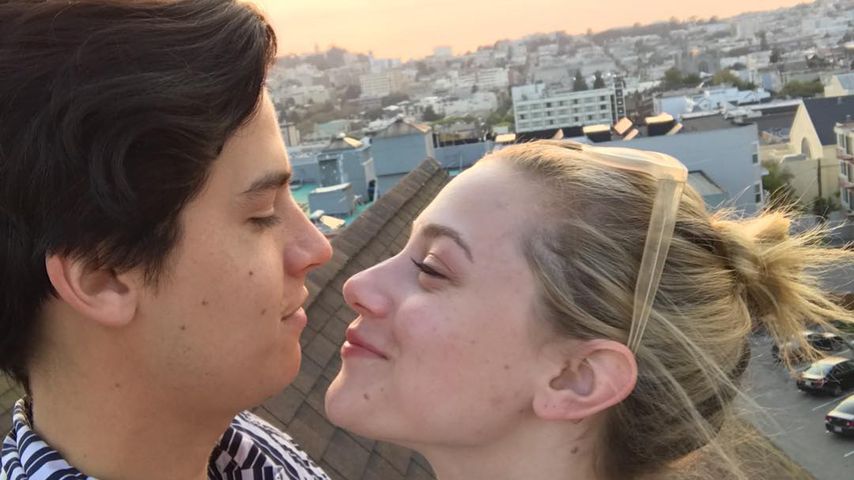 Lili reinhart ex freund