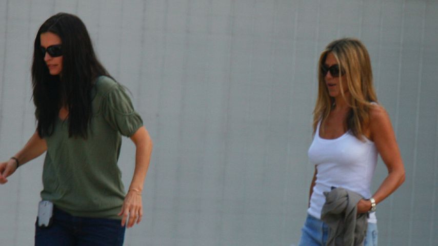 Courteney Cox und Jennifer Aniston in Malibu