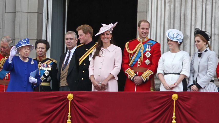 Prinz Harry, Prinz William, Queen Elizabeth II. und Herzogin Kate