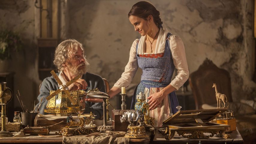 "Die Schöne und das Biest": Kevin Kline als Maurice und Emma Watson als Belle