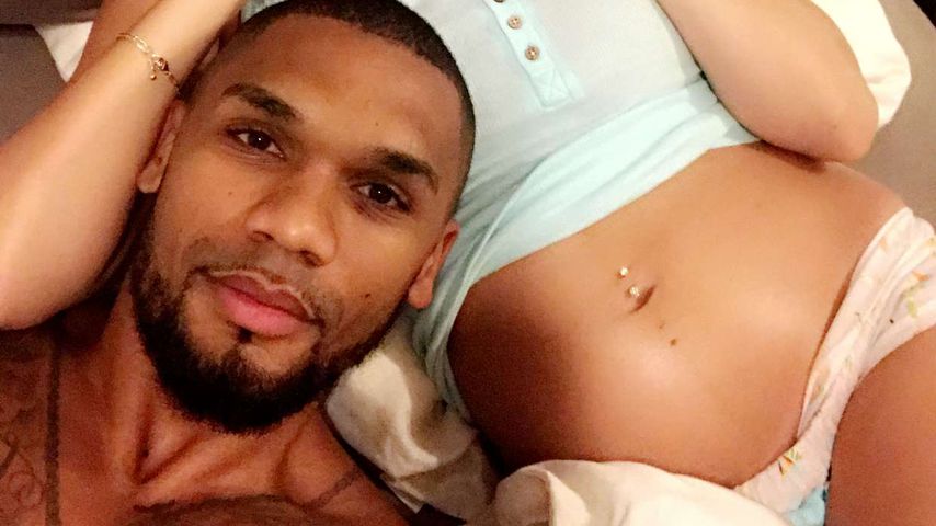 Emotionen pur: Sarah und Dominic hören das Herz ihres Babys!