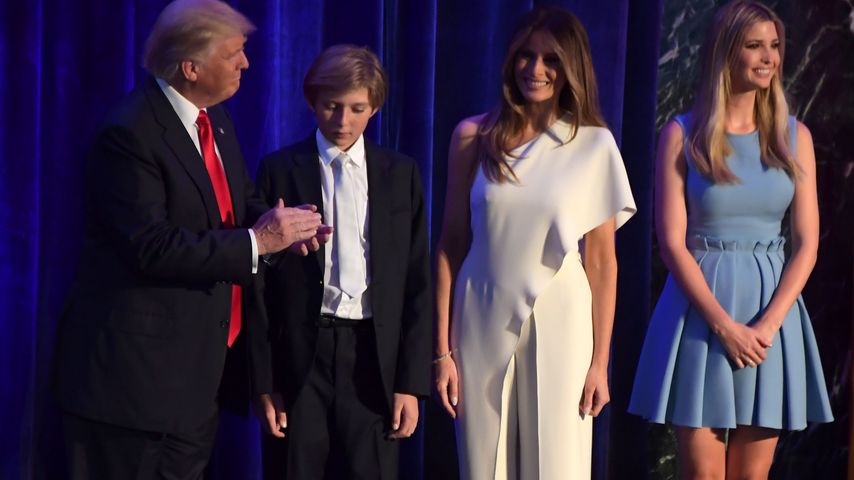 Donald Trump, Frau Melania, Sohn Barron und Tochter Ivanka nach der Wahl zum Präsidenten